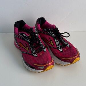 Brooks Women's Pink and Yellow Athletic Shoes